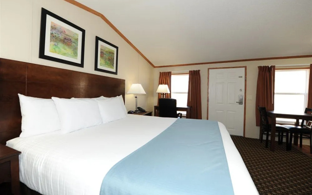 InstaLodge Hotel and Suites Cotulla