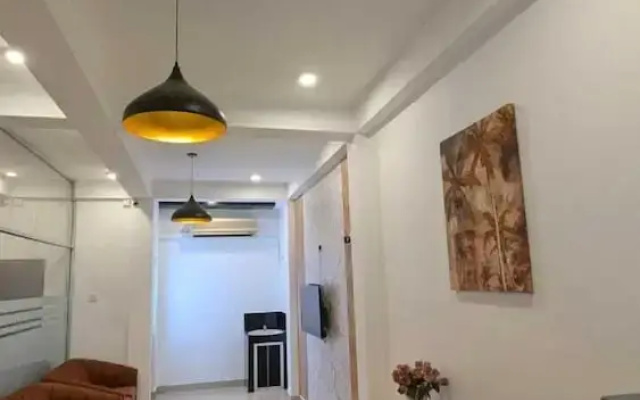 Reluxmee Hotel Anuradapura