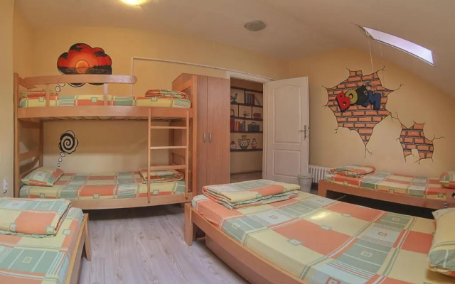 City Hostel