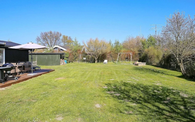 6 Person Holiday Home in Gedser