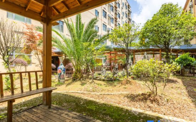 Paulolia Holiday Hotel