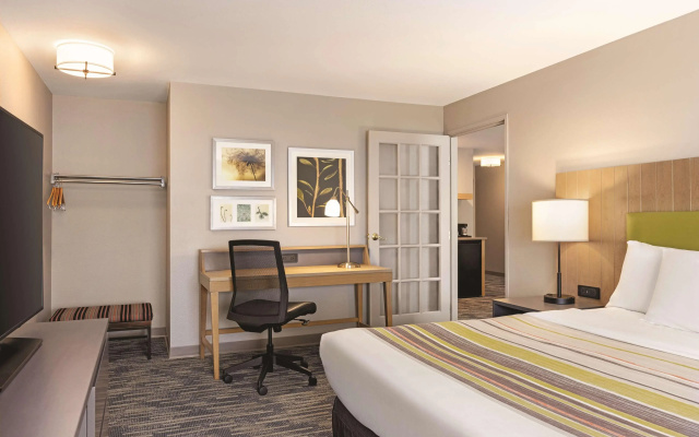 Country Inn & Suites by Radisson, Madison, WI