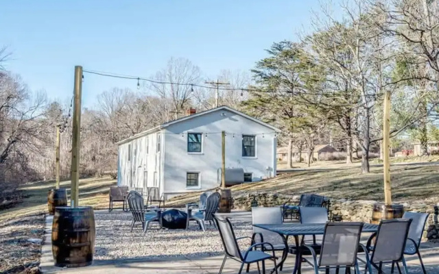 Time to Wine Down - Family Home