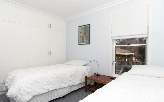 Canberra's White House
