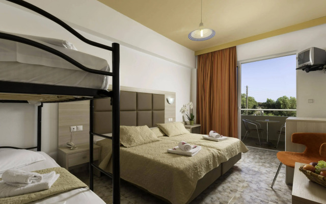 Relax Hotel