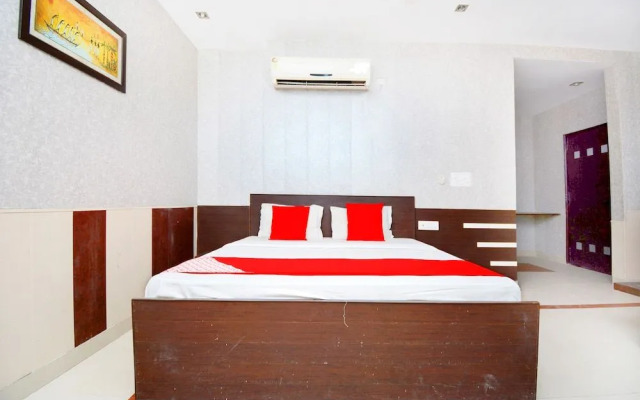 Hotel Piccadily by OYO Rooms