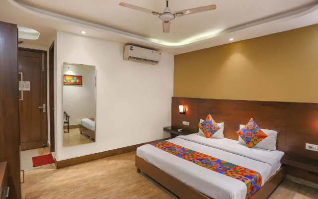 Fabexpress Vaishnavi Stay