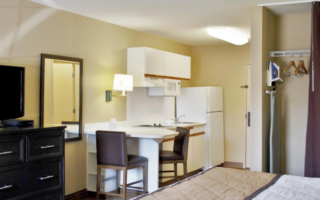 Extended Stay America Suites Austin Downtown Town Lake