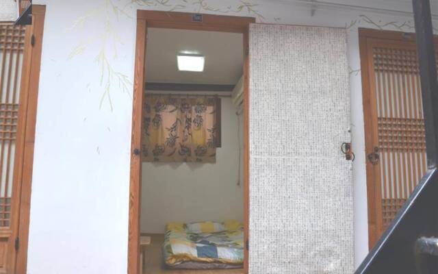 Отель Raon Guest House Jongno Южная Корея, Сеул - отзывы, цены и фото номеров - забронировать отель Raon Guest House Jongno онлайн вид на фасад