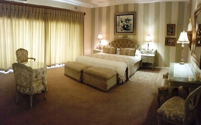 Royal Ridge Guest House