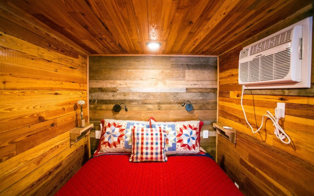 Long Cove Cabins