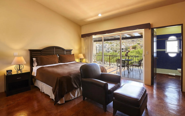 San Angel Suites
