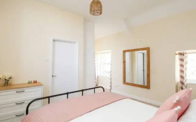 Sea Pink Cottage