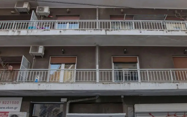 Beautiful apartment near Acropolis by GHH