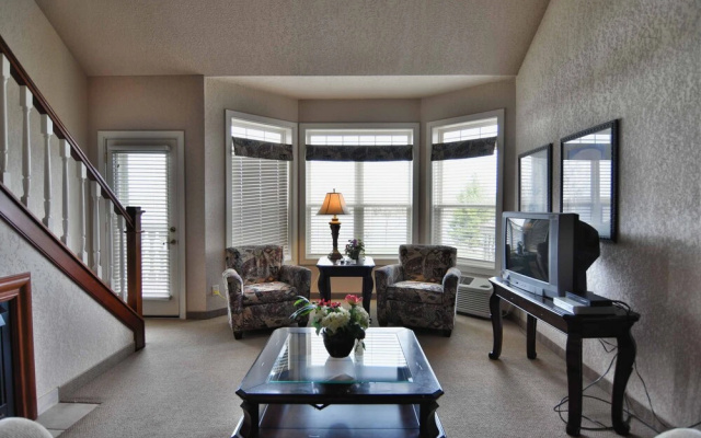 Unit 302 2 BD/ 2 BA Condo