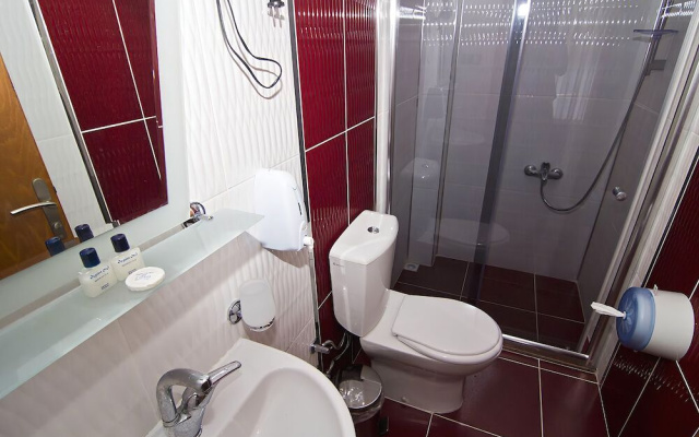 Ozgun Otel