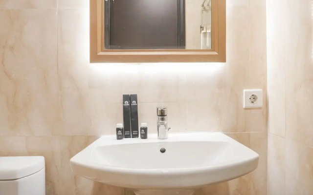 Fabulous and Strategic 1Br Sudirman Suites Apartment