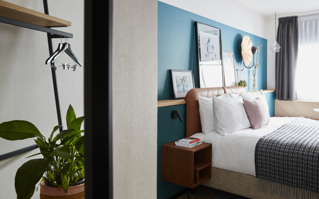 Отель Indigo Antwerp - City Centre, an IHG Hotel