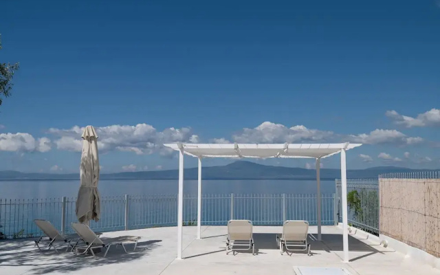 Seafront Pouletis Family Aeraki Nest With Pool