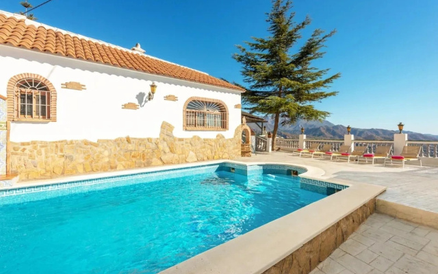 Villa Las Palomas by At Home Costa del Sol