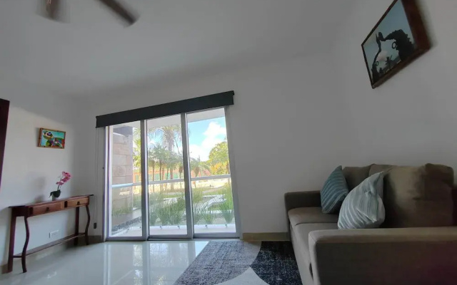 Stunning Ocean Front By Condo Boutique