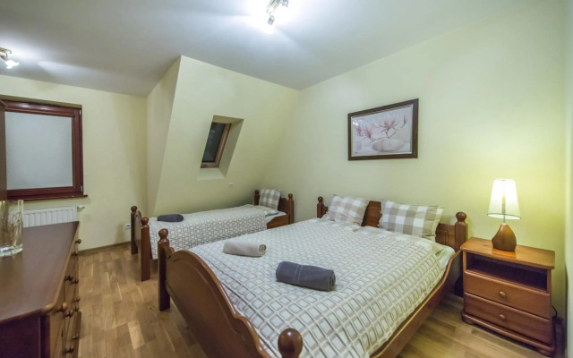 Apart4You Apartament Meteor