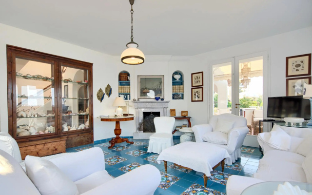 Estate4home - Villa Bougainville