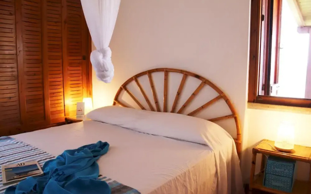 Villino Maja 2 Bedrooms Apartment in Stintino