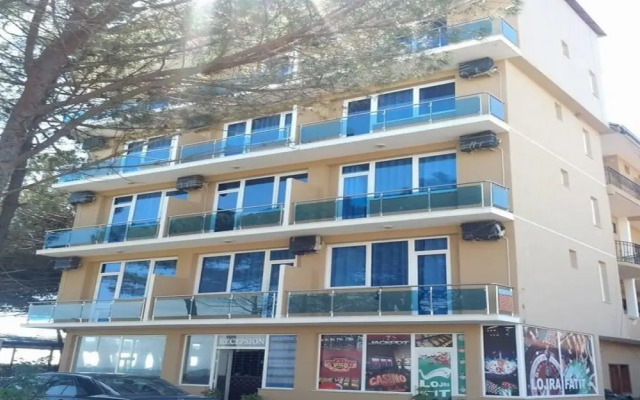 Hotel Fantazia Velipoje