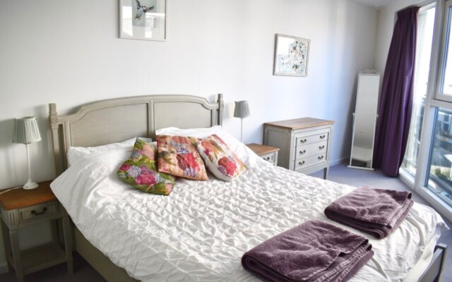 Апартаменты 1 Bedroom Apartment With Balcony in Central Brighton вид на фасад