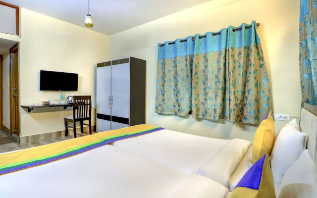 Treebo Trip Ashraya Inn