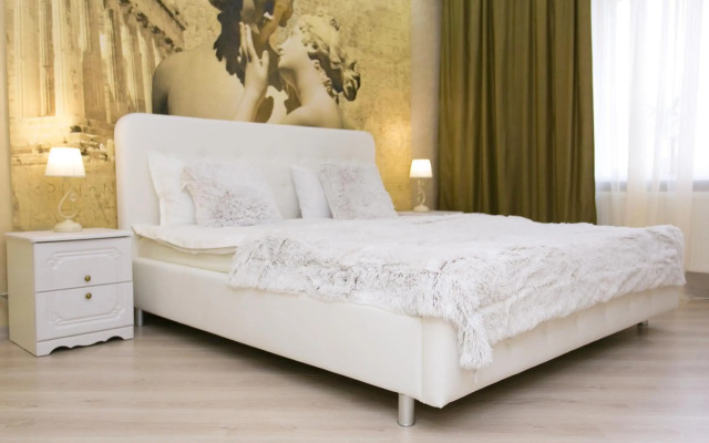 APARTlUX