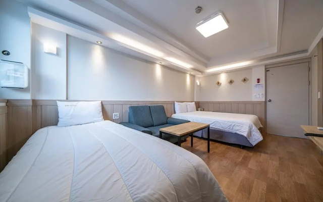 Donghae Buyeong Motel