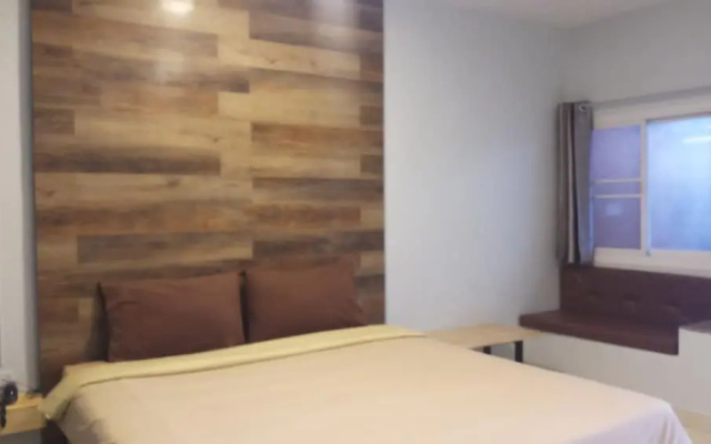 Ploy Resort