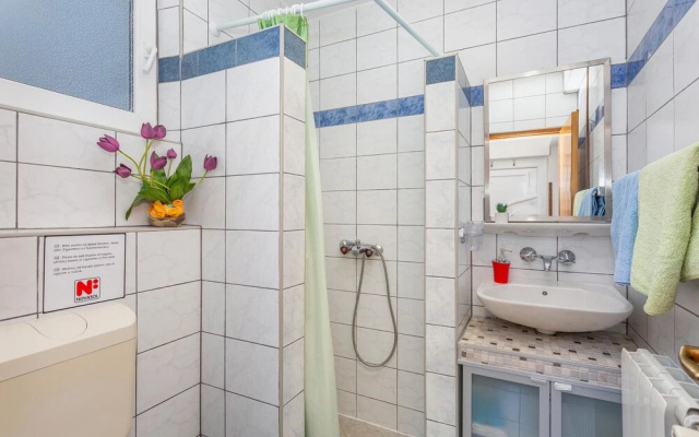 Amazing Home in Silo With Wifi and 1 Bedrooms