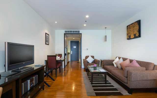 Cape Racha Hotel