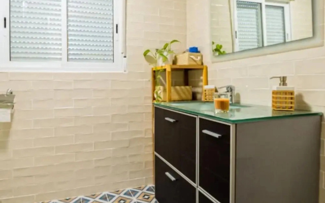 Comfortable Apartment Next to the Marina de Valenc