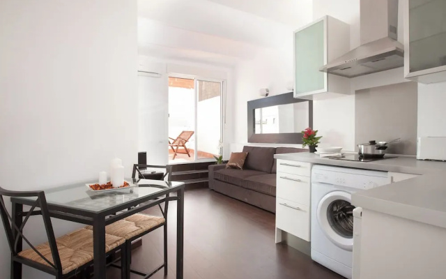 Beautiful Penthouse Next to Sagrada Familia
