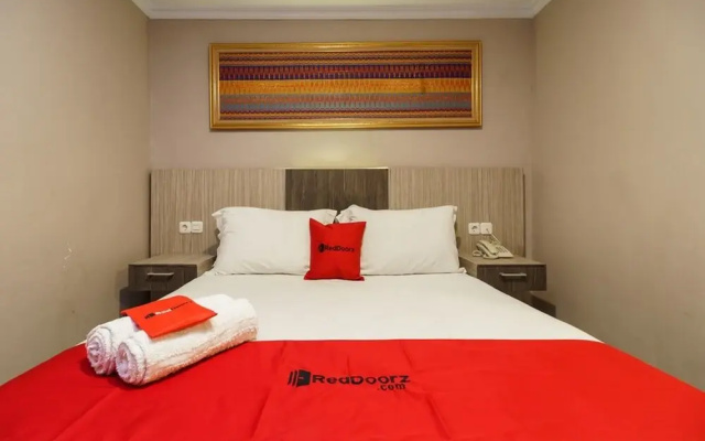 RedDoorz Plus near Bengkulu University