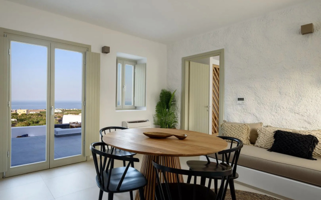 Este Luxury Suites