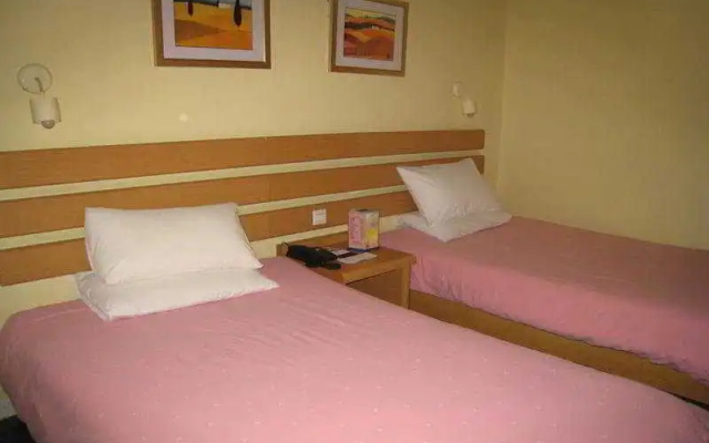 Home Inn Wuhan CuiWei Street