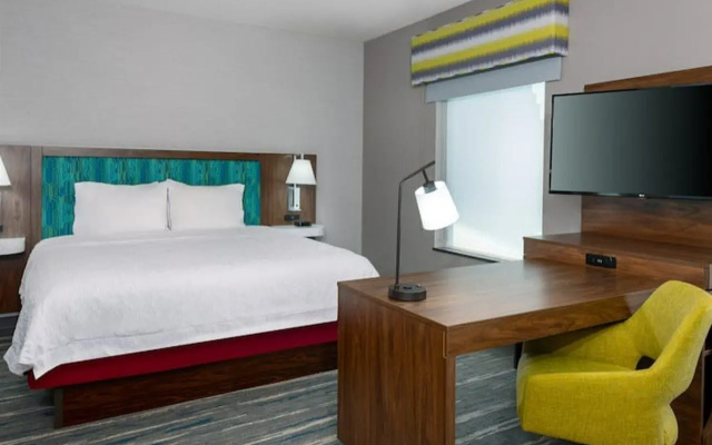 Hampton Inn & Suites Farmington