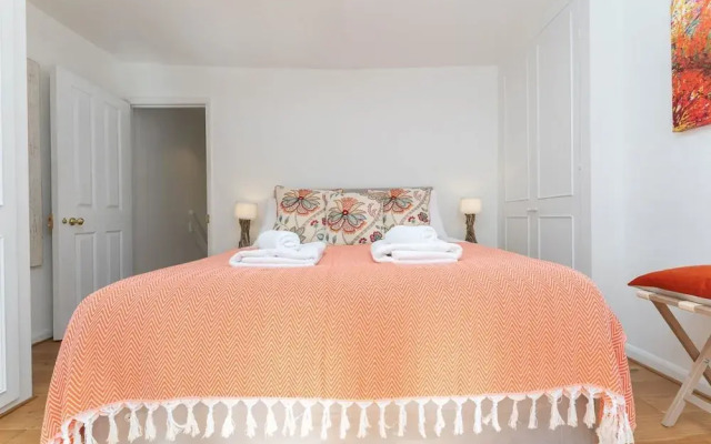Host Stay Sunny Terrace on Robert Street