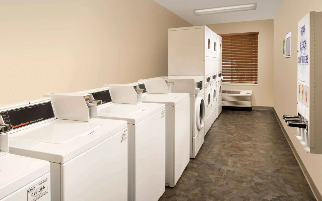 WoodSpring Suites Spartanburg - Duncan