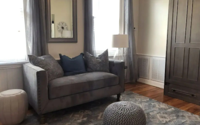 Suites on Coming