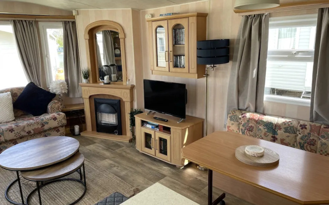 Charming 6 Birth Caravan in Skegness