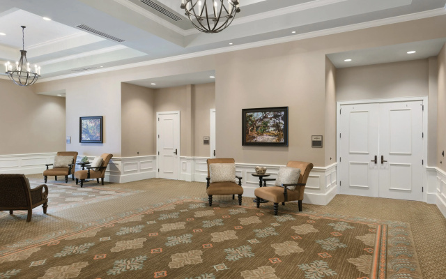 Embassy Suites by Hilton Savannah