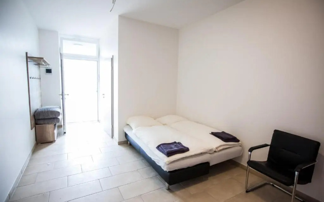 MOTEL Schlegel