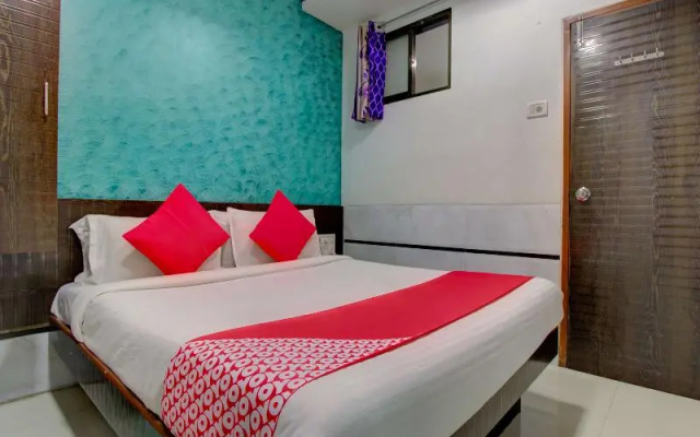 OYO 71172 Hotel Sion Residency