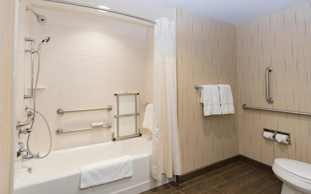 Hilton Garden Inn Dayton South Austin Landing